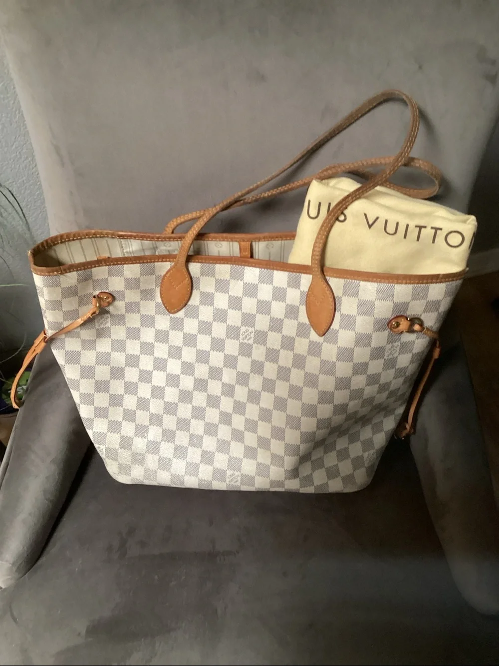 Louis Vuitton Damier Azur Canvas Neverfull Tote - White & Tan